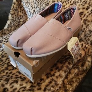 Toms size 11